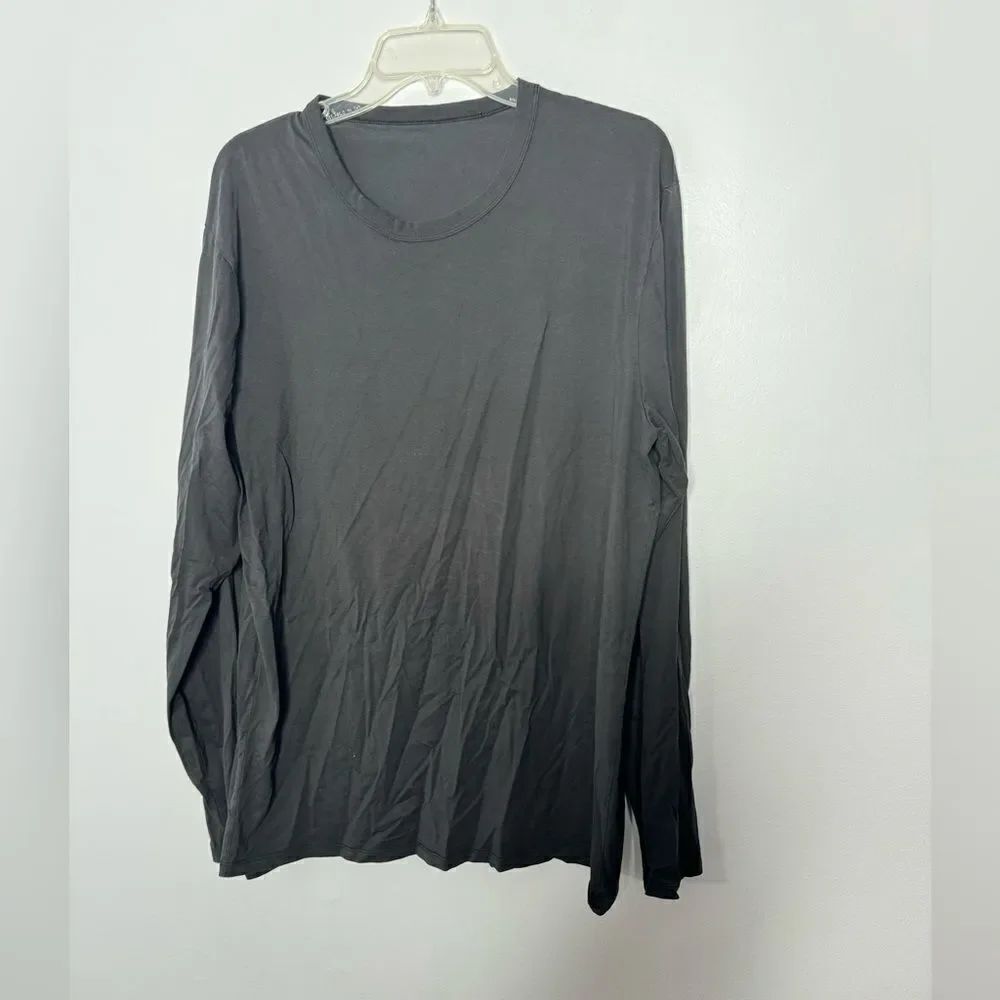 Lululemon men’s athletic tee size XL